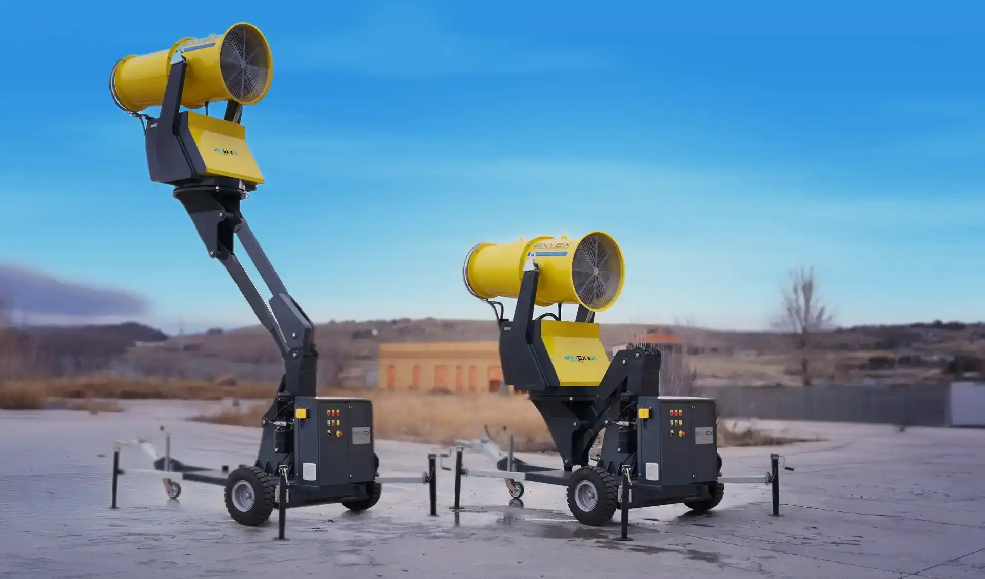 DSC Telescopic Boom A fog cannon mounted on an extendable telescopic boom.